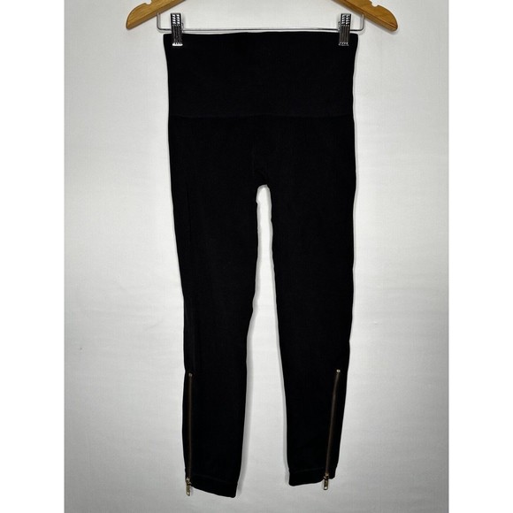 SPANX Look At Me Now Seamless Black Ankle Zip Leggings Size‎ Medium Style 20191R - Picture 1 of 6